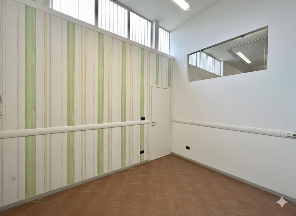 Magazzino in vendita a L'Aquila, Piazza d'Armi