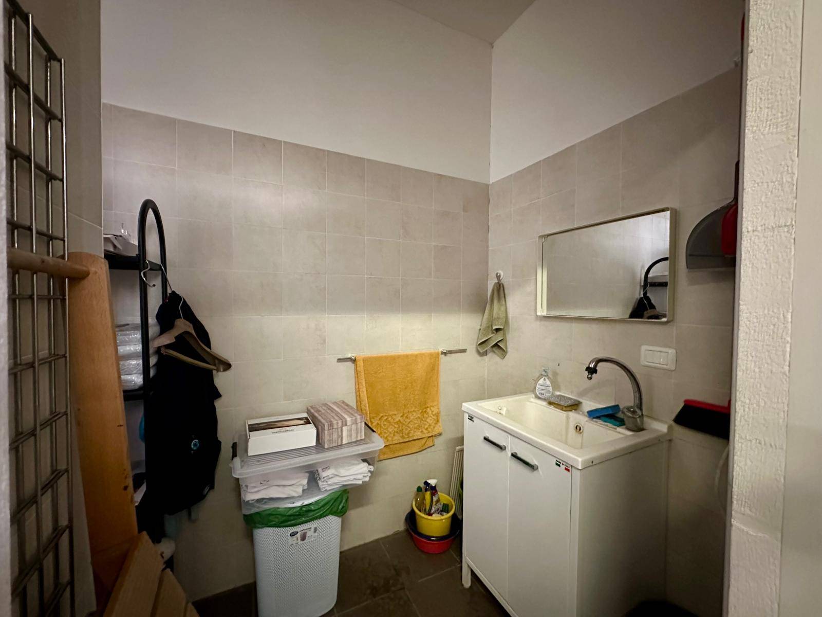 Magazzino in vendita a L'Aquila, Piazza d'Armi