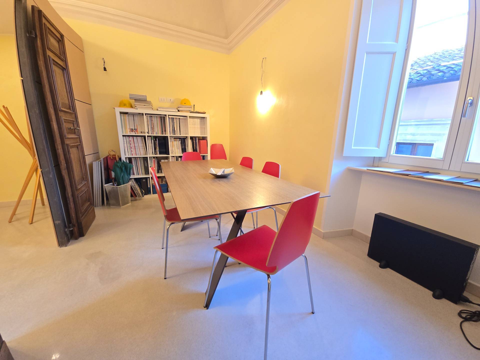 Studio/Ufficio in affitto a L'Aquila, Centro storico