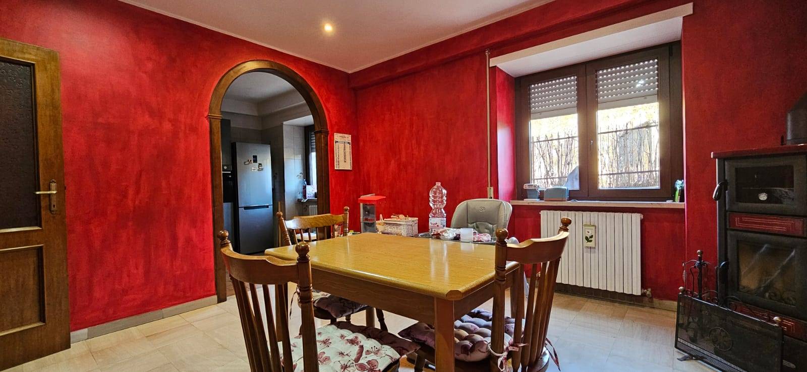 Villa Bifamiliare in vendita a L'Aquila, Poggio di Roio