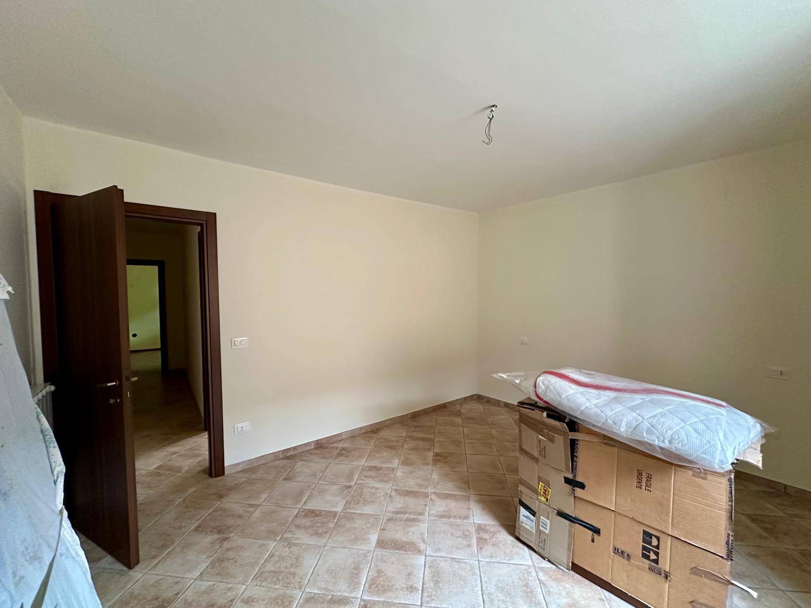 Appartamento in vendita a Prata d'Ansidonia, Prata D'Ansidonia