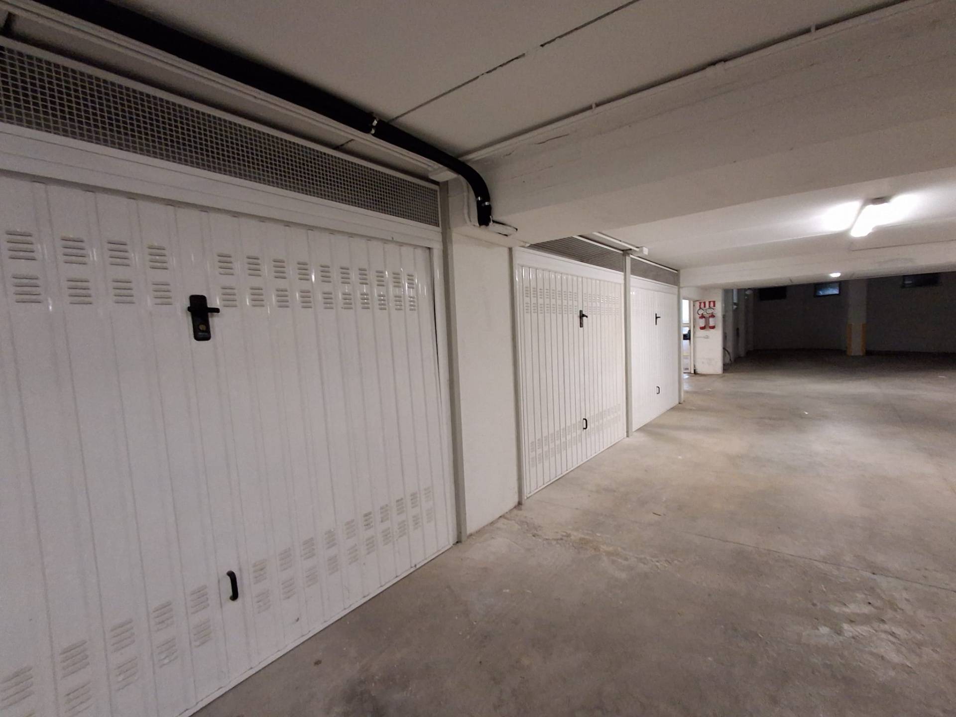 Box o garage in vendita a L'Aquila, Centro storico