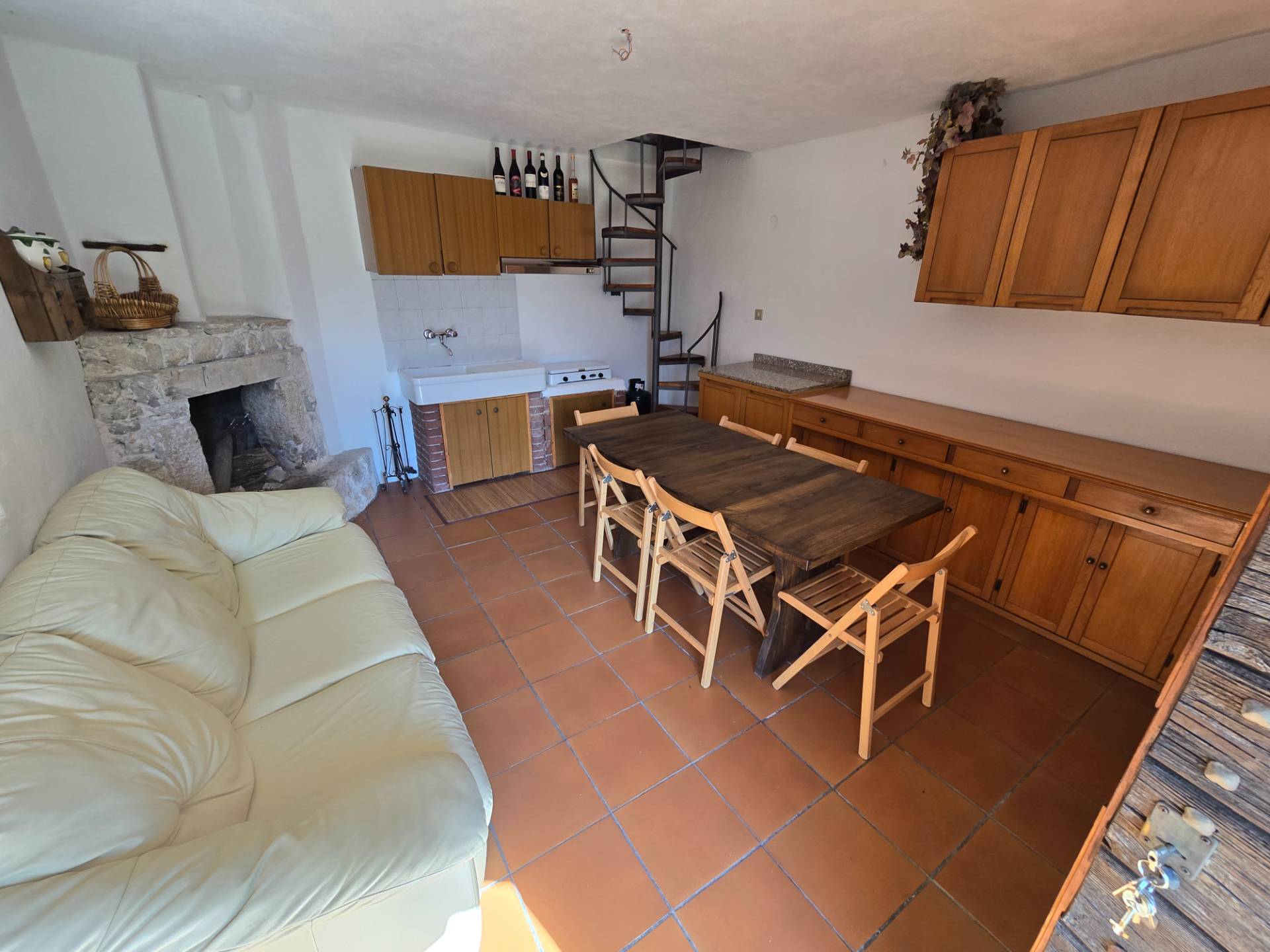 Rustico o Casale in vendita a Tione degli Abruzzi