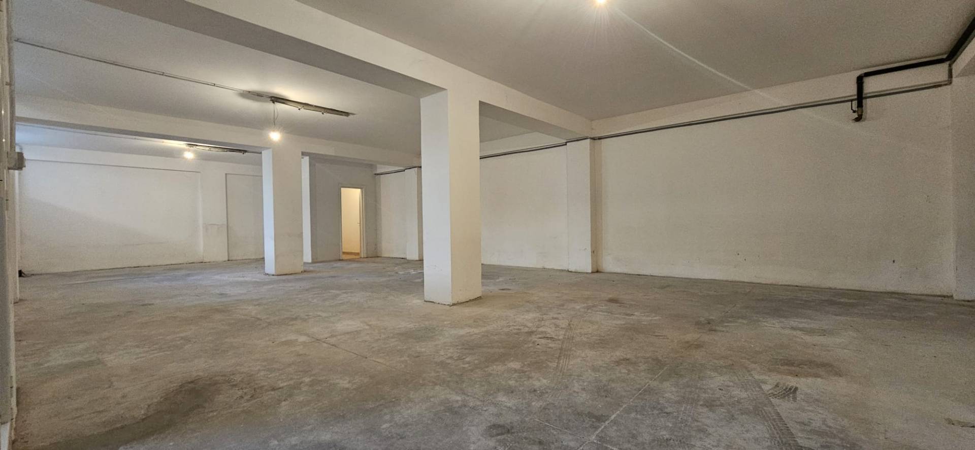 Magazzino in vendita a L'Aquila, Piazza d'Armi