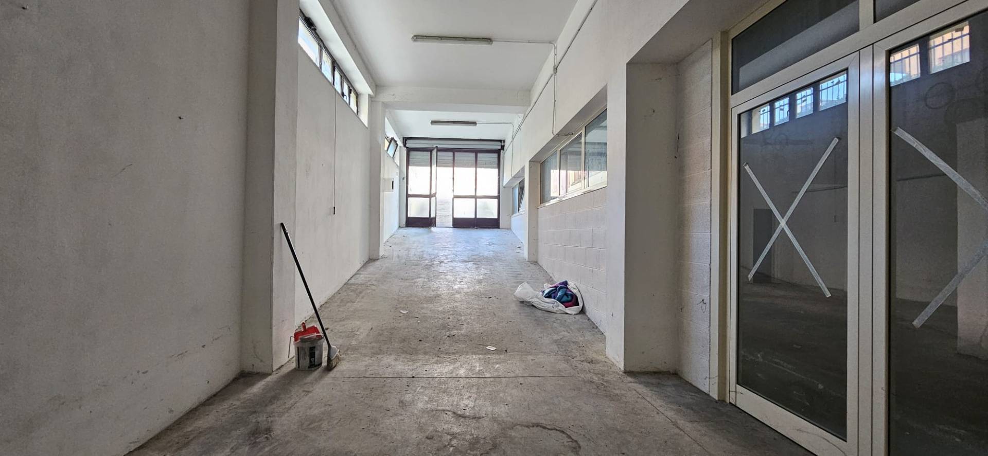 Magazzino in vendita a L'Aquila, Piazza d'Armi