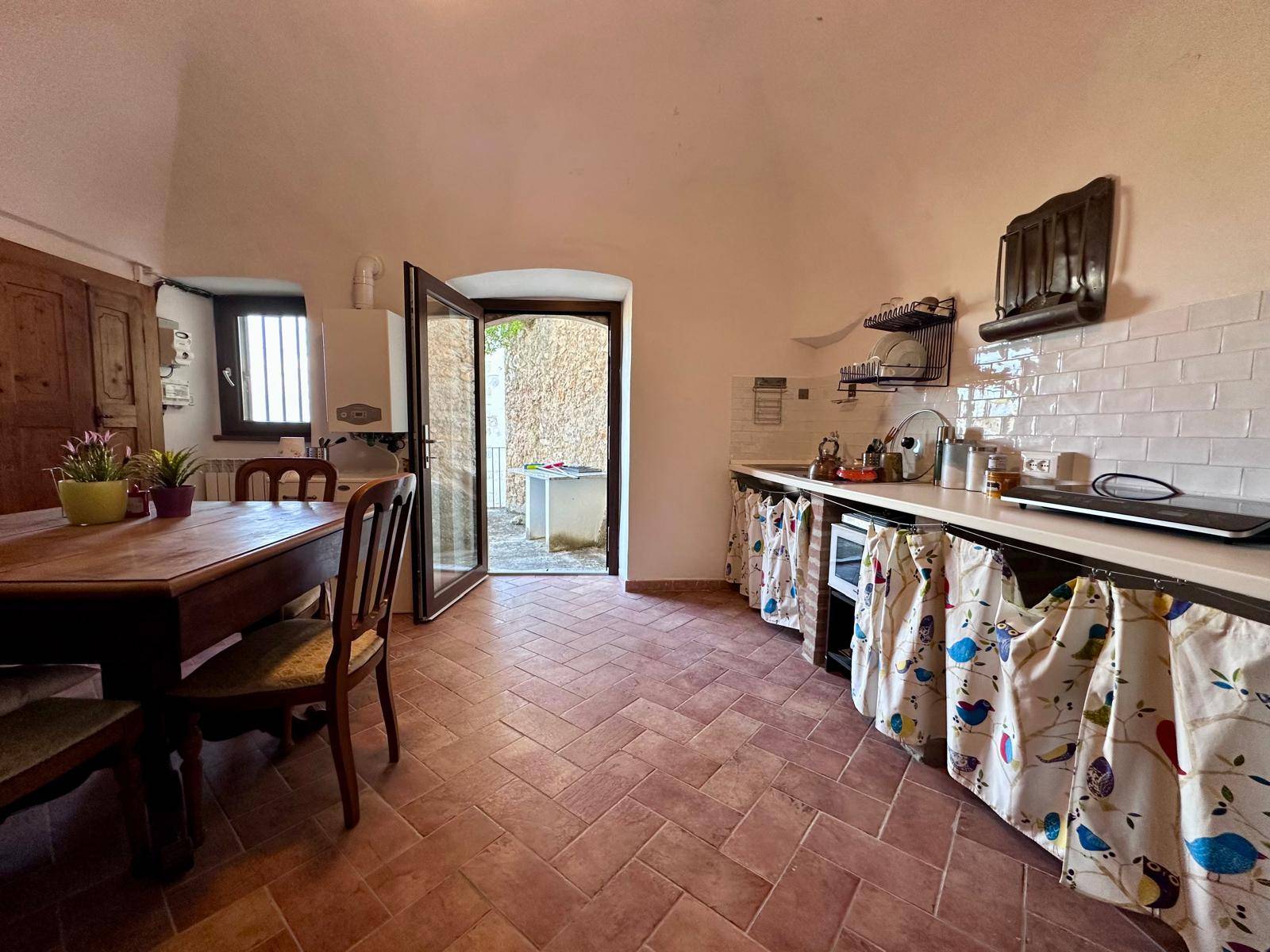 Casa Cielo Terra in vendita a Navelli