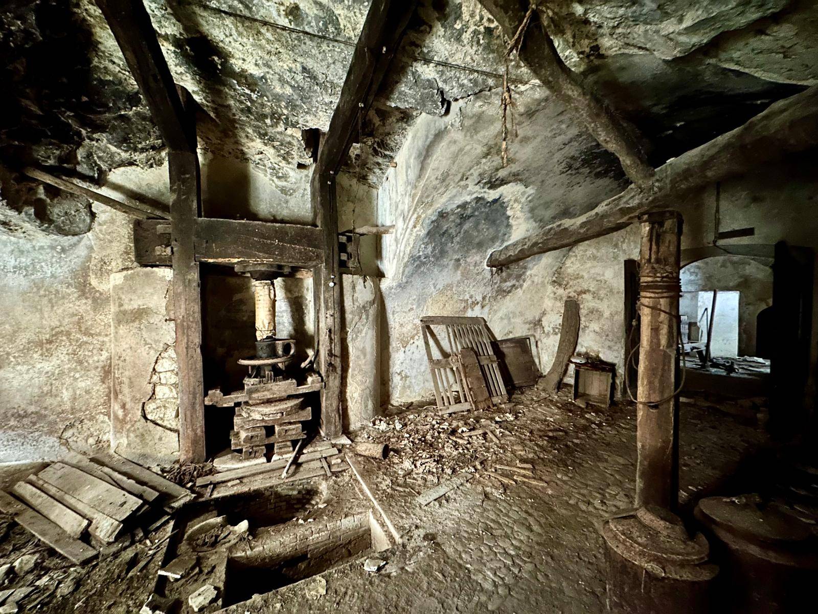 Rustico o Casale in vendita a Capestrano