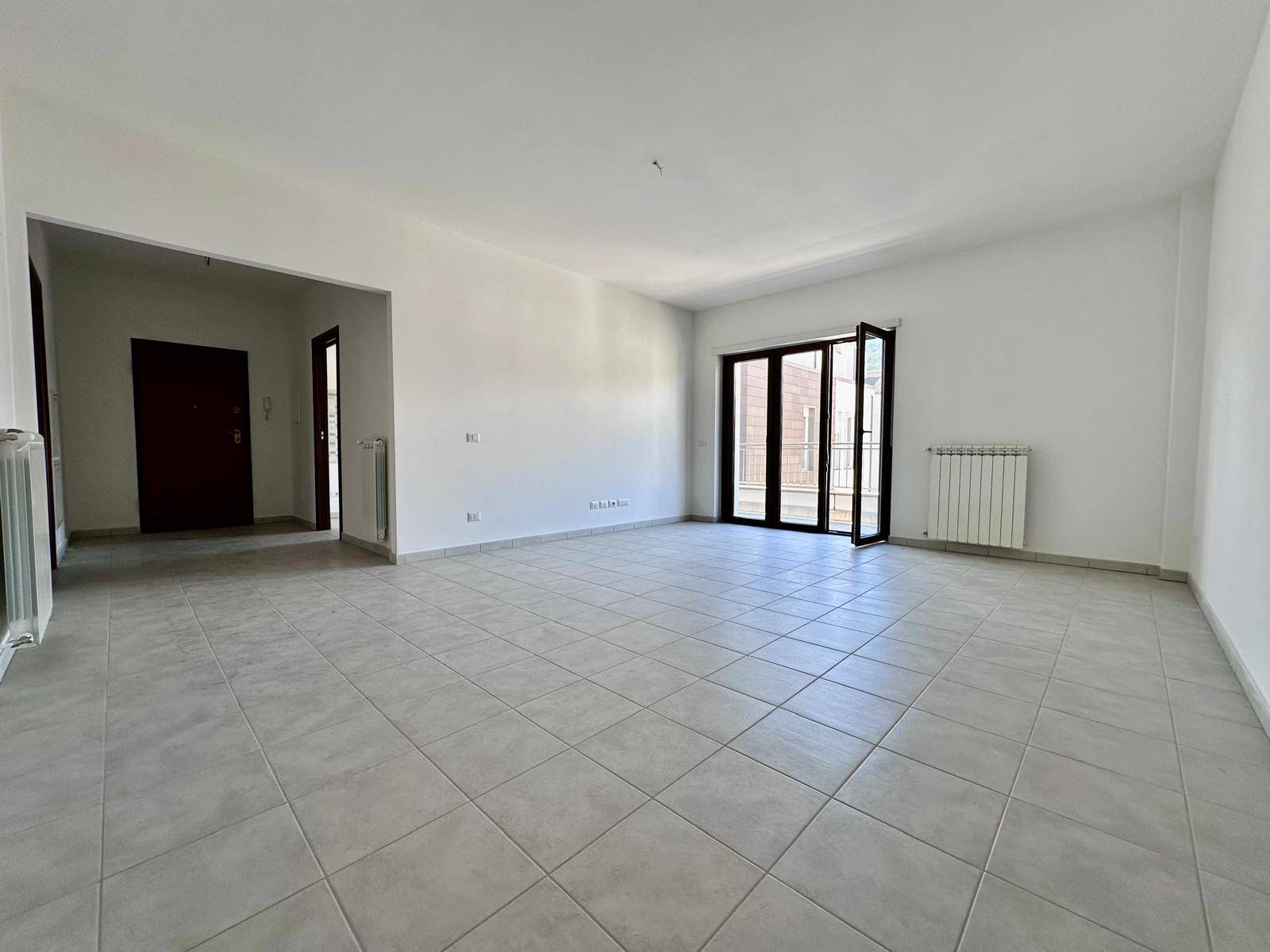 Appartamento in vendita a L'Aquila, Zona Della Rivera