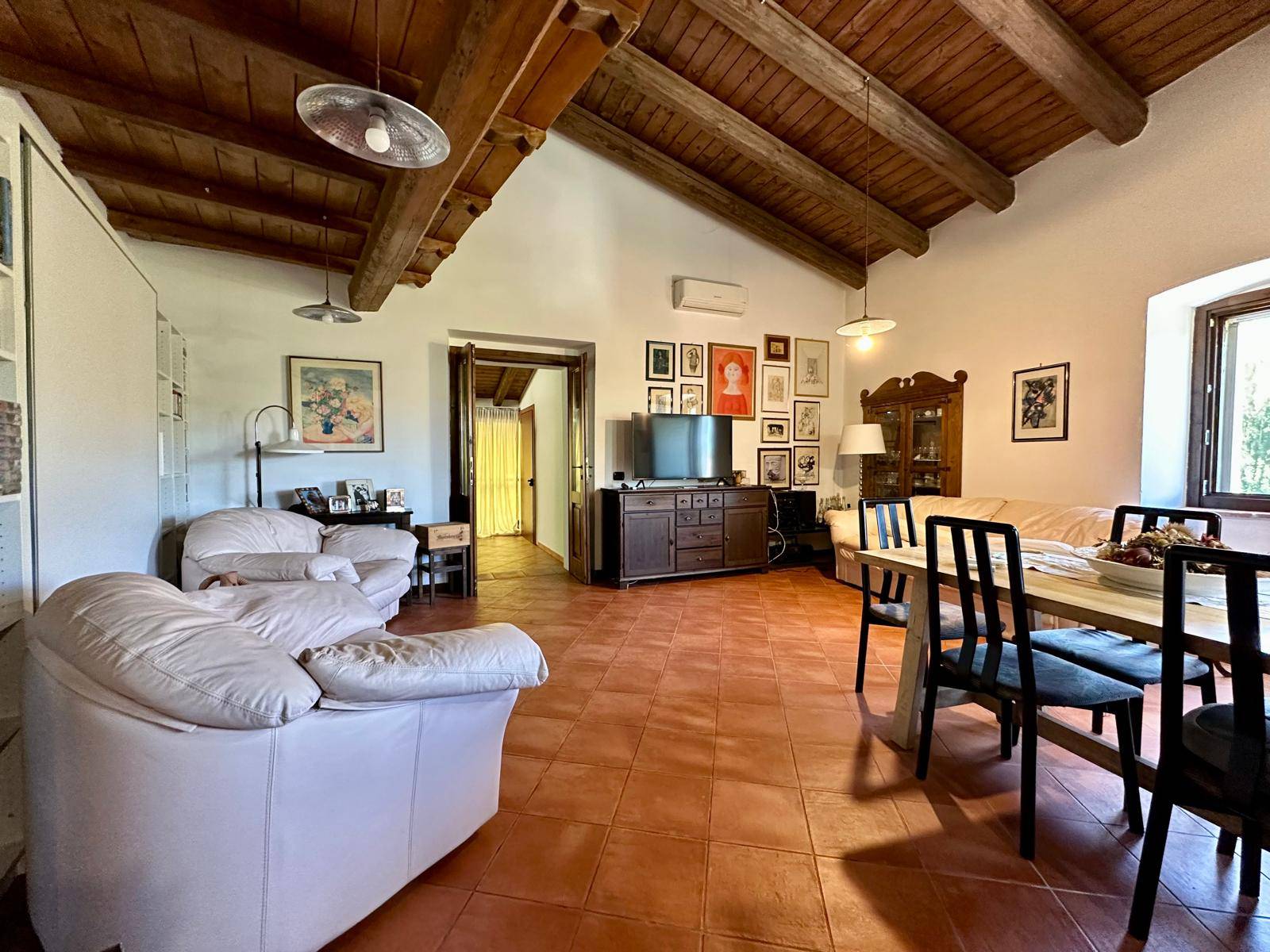 Casa singola in vendita a L'Aquila, Zona Della Rivera