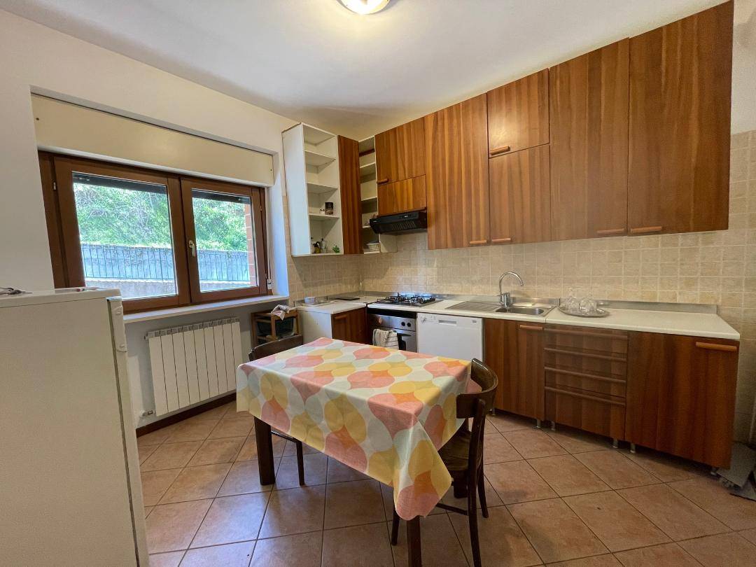 Villette a schiera in vendita a L'Aquila, Pianola