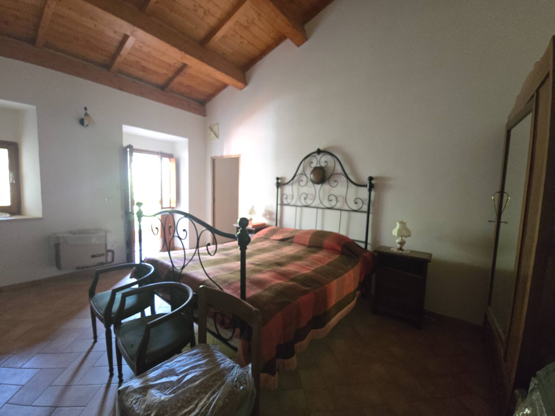 Casa Cielo Terra in vendita a Pizzoli, Pizzoli