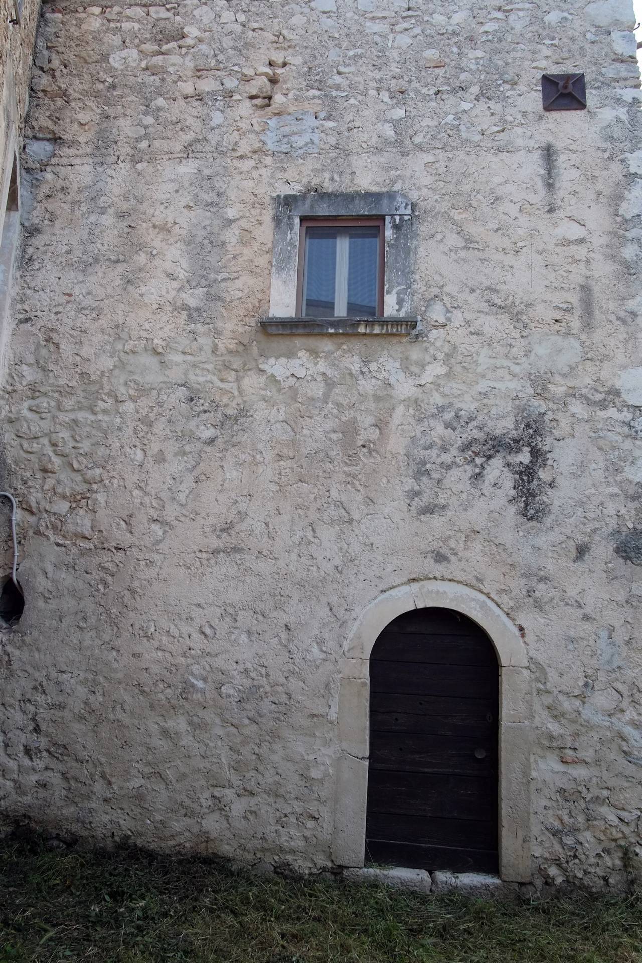 Casa singola in vendita a Capestrano, Capodacqua