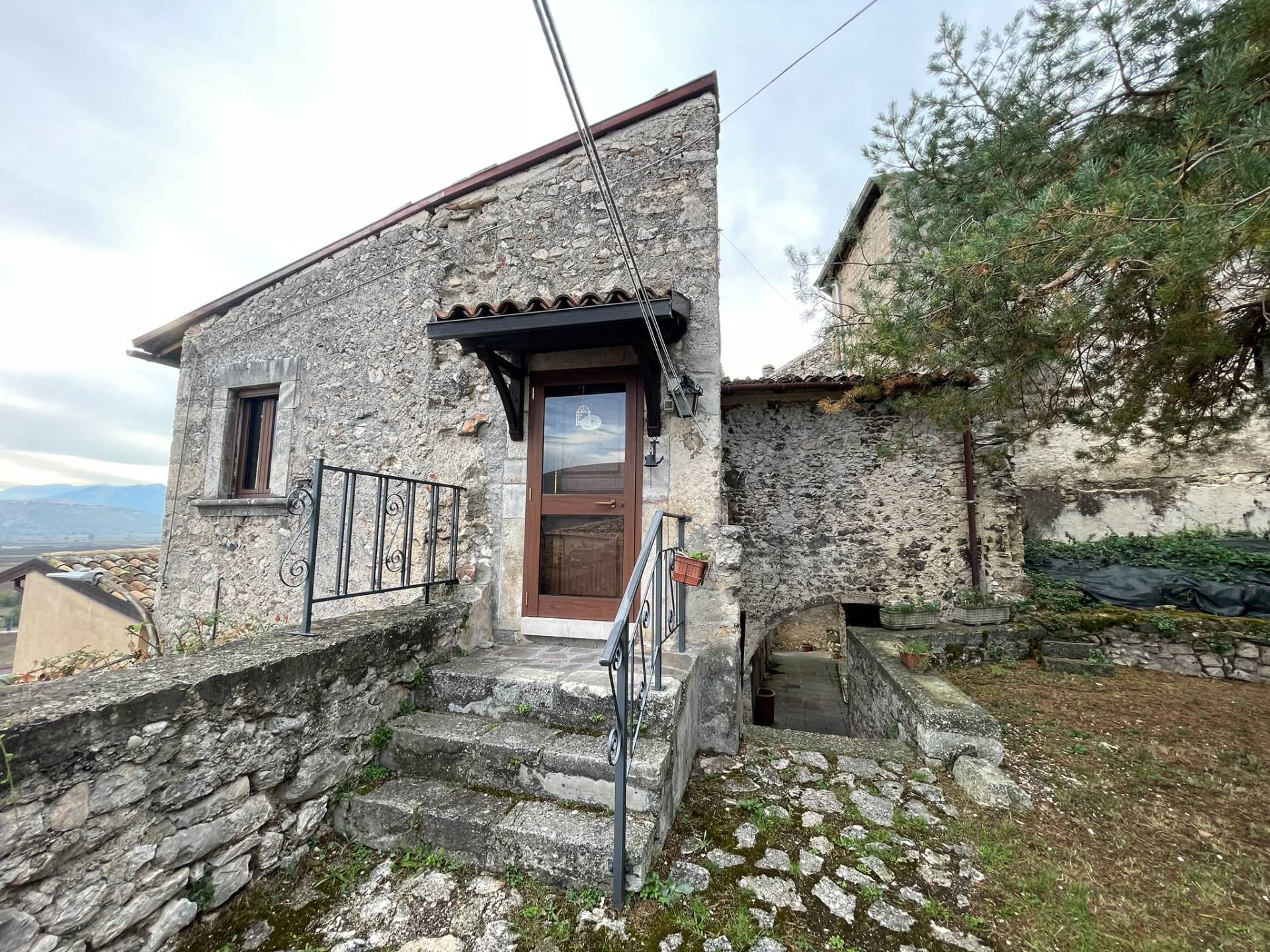 Casa Cielo Terra in vendita a L'Aquila