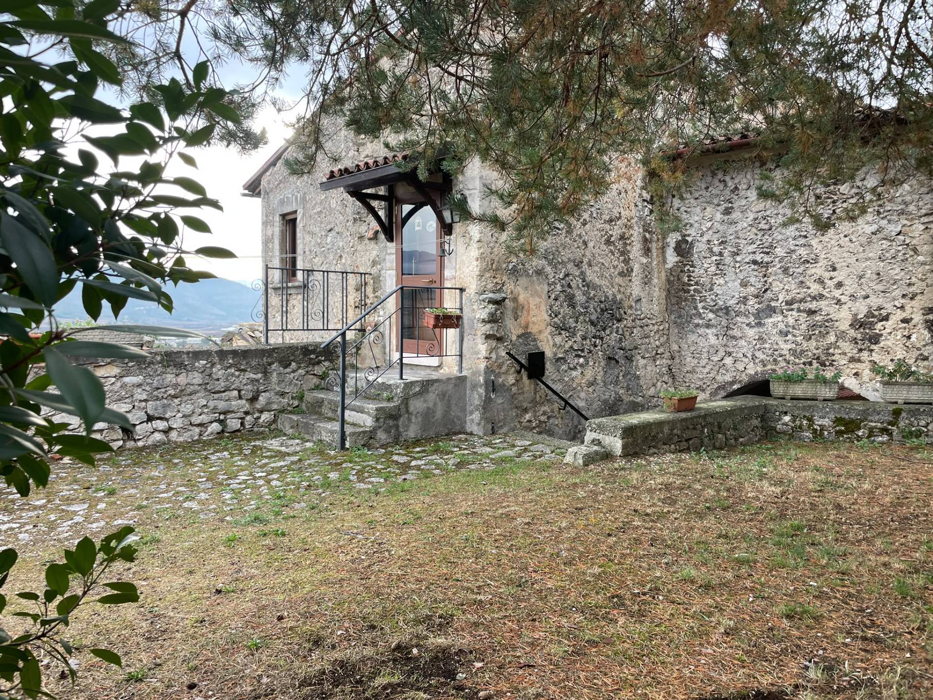 Casa Cielo Terra in vendita a L'Aquila