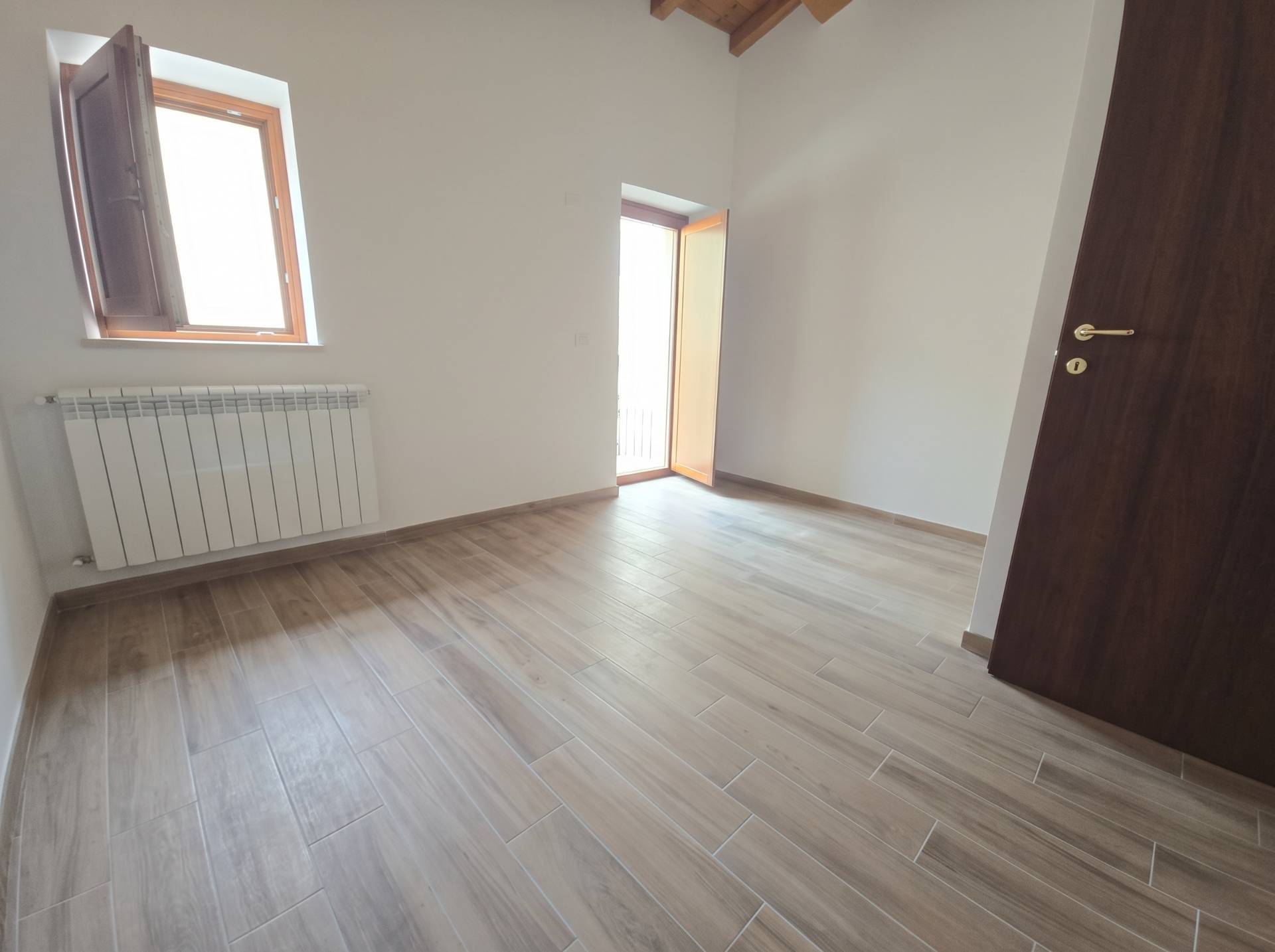 Casa Cielo Terra in vendita a Pizzoli, Pizzoli