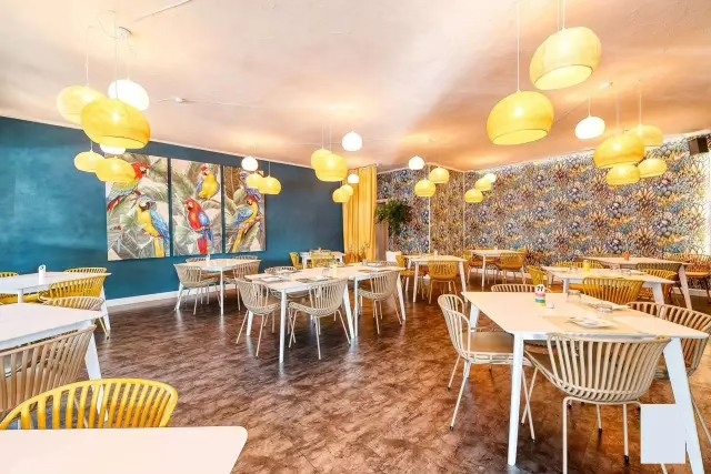 Locale commerciale classe A4 a Sirmione