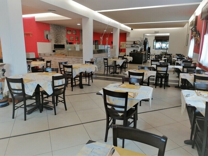 Locale commerciale classe A4 a Verona