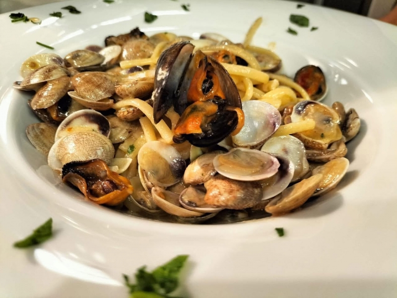 Locale commerciale classe A4 a Peschiera del Garda