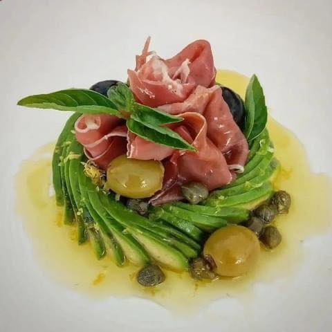 Locale commerciale classe A4 a Peschiera del Garda