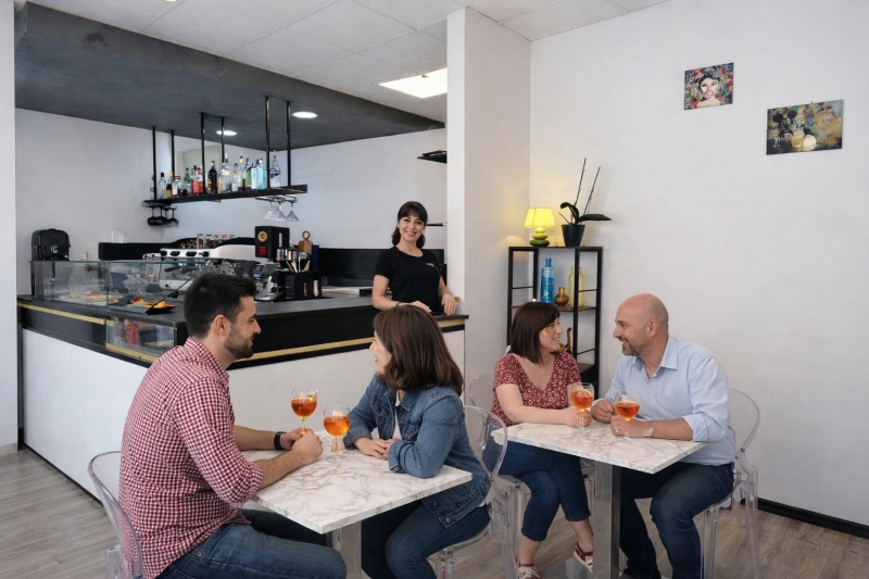 Attivit� commerciale classe A4 a Pescantina