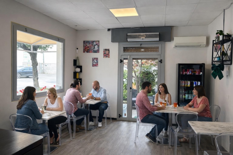 Attivit� commerciale classe A4 a Pescantina