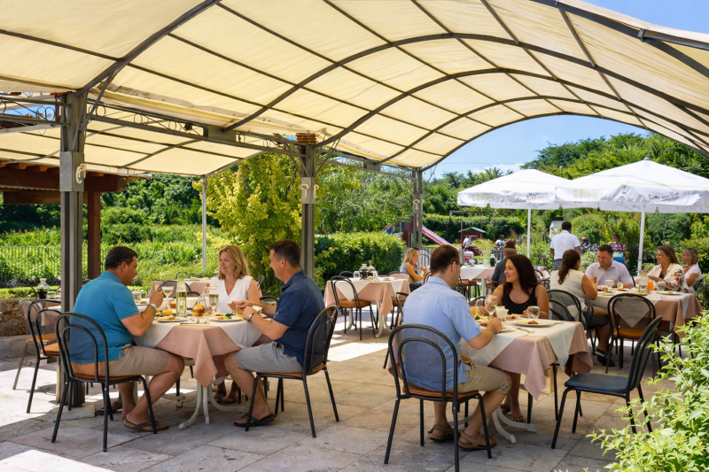 Locale commerciale classe A4 a Bardolino