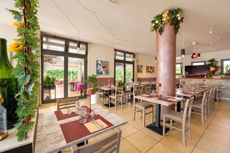 Locale commerciale classe A4 a Peschiera del Garda