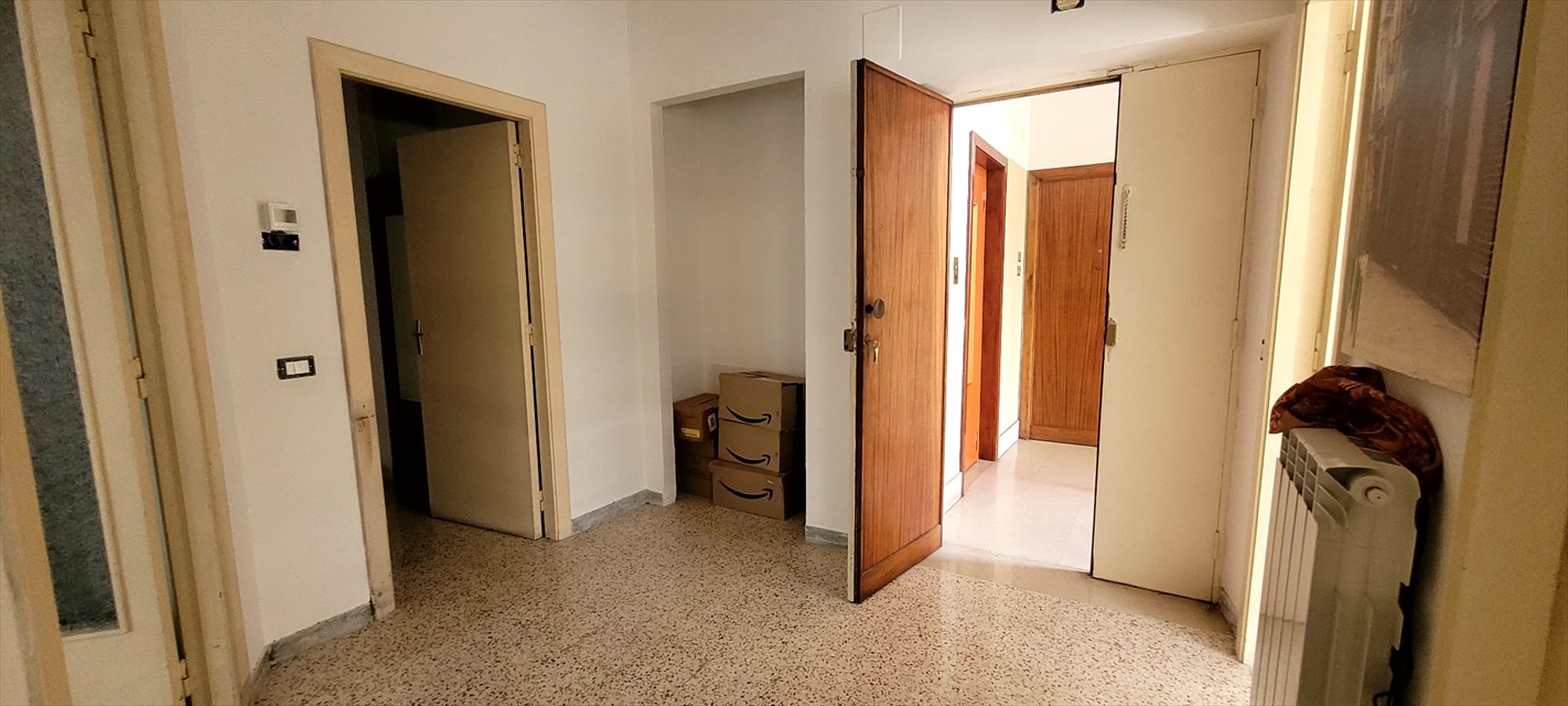 Trilocale in vendita in via livio parladore, Chieti