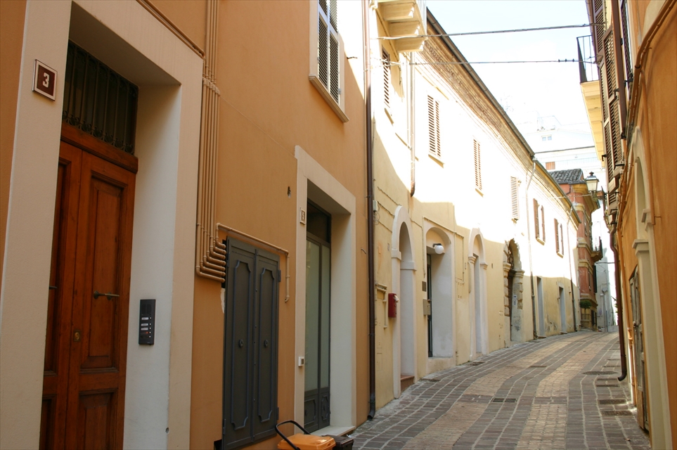 Appartamento da ristrutturare in via bianchini, Chieti