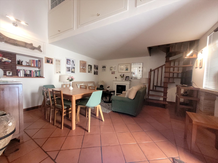 Casa indipendente ristrutturata in carlo de tocco, Chieti