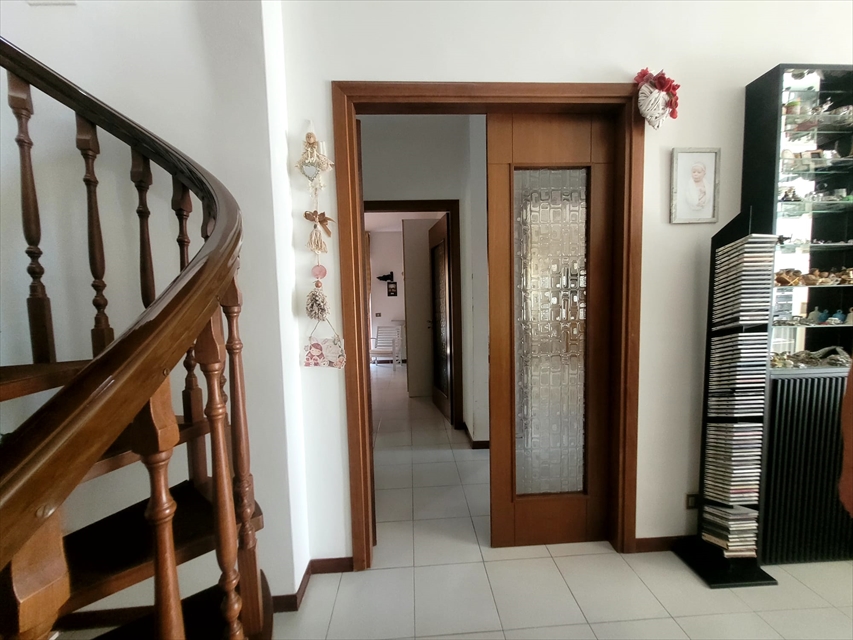 Appartamento con box doppio in via degli ernici 15, Chieti