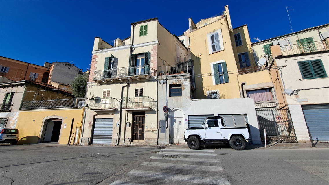 Trilocale in vendita in via papa giovanni xxiii, Chieti