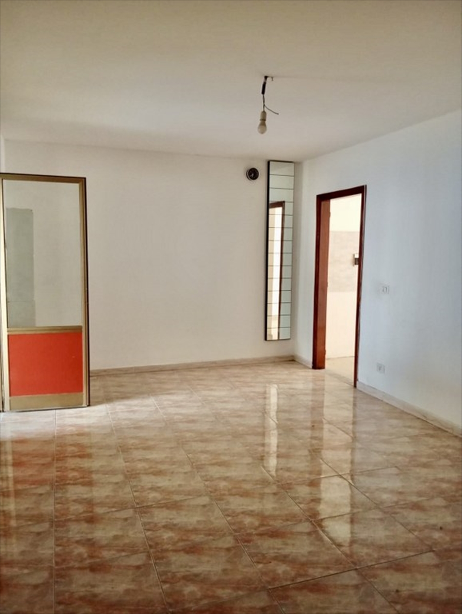 Appartamento da ristrutturare, Reggio Calabria zona sud