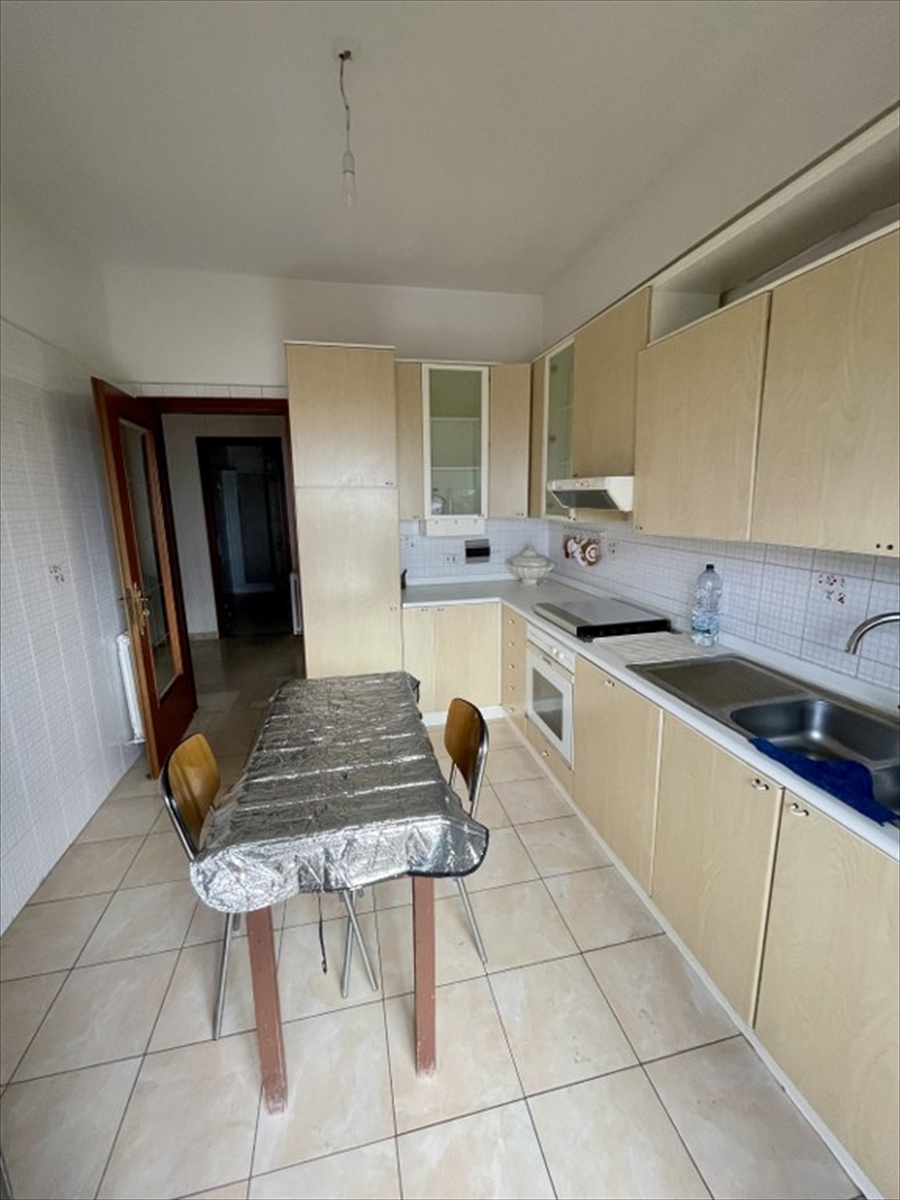 Quadrilocale vista mare in via padova, Reggio Calabria