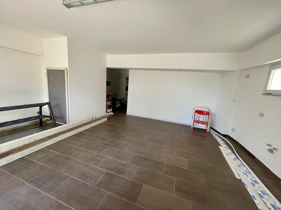 Negozio in affitto in viale laboccetta, Reggio Calabria