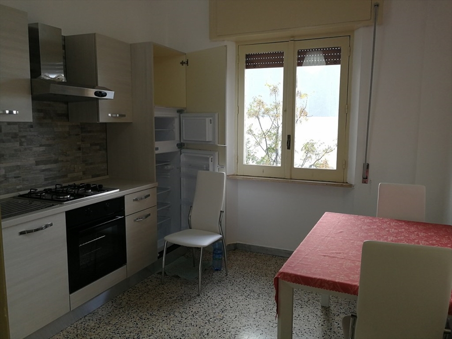 Appartamento in affitto in via fratelli spagnolo ferrovieri, Reggio Calabria