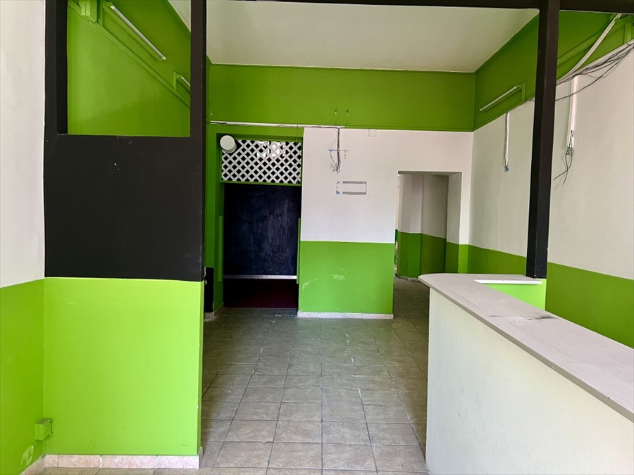 Negozio in vendita in via sbarre centrili, Reggio Calabria