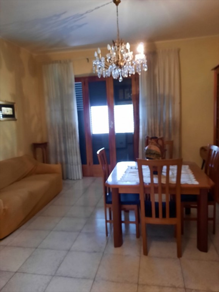 Quadrilocale in vendita in via antonio lupoi, Reggio Calabria