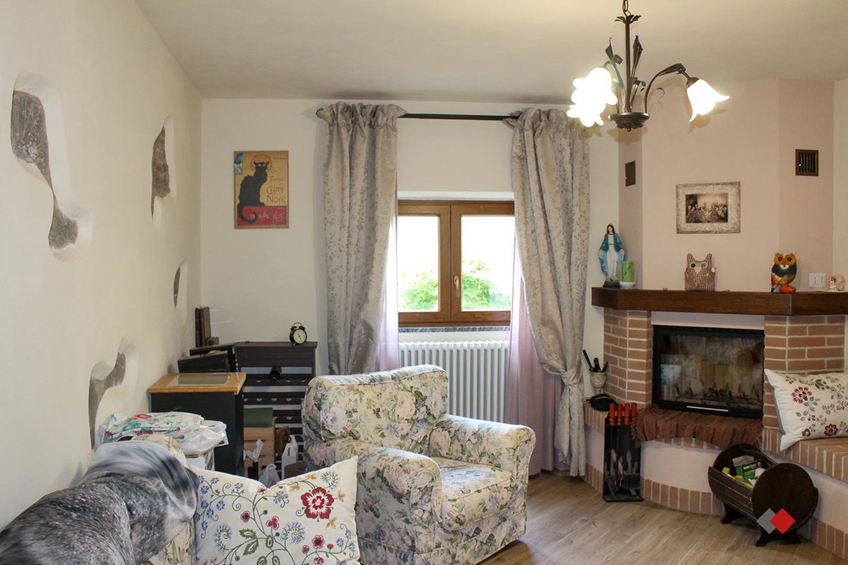 Villa Bifamiliare in vendita a Castelnuovo di Garfagnana