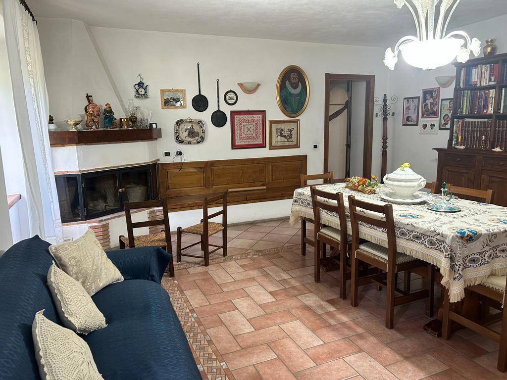 Casa indipendente in vendita a Molazzana