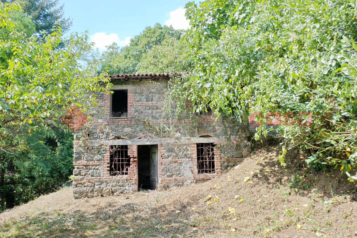 Rustico con giardino a San Romano in Garfagnana
