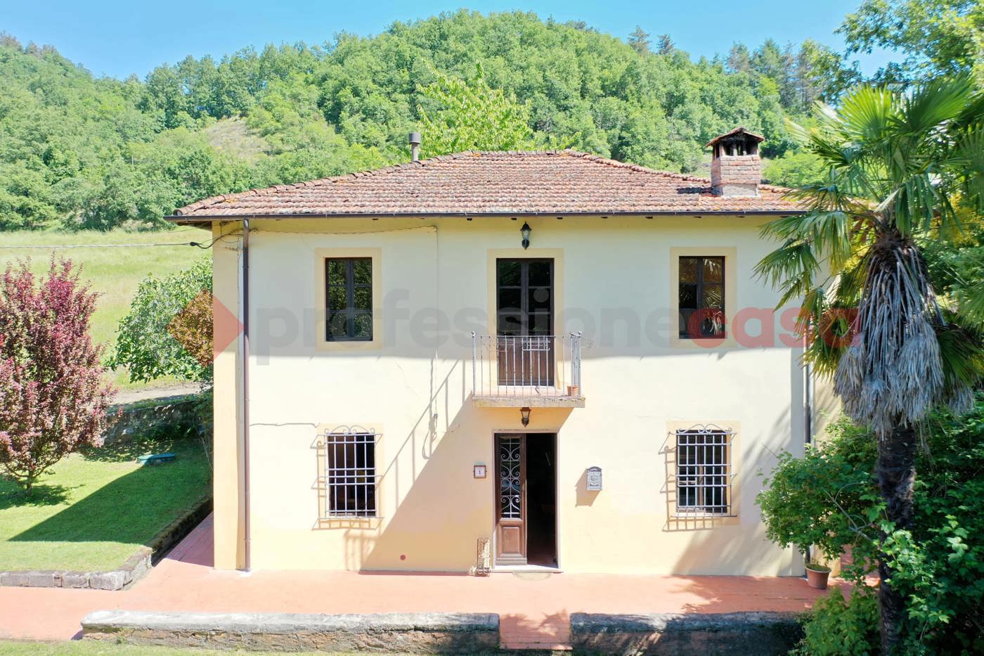 Villa in vendita a Camporgiano