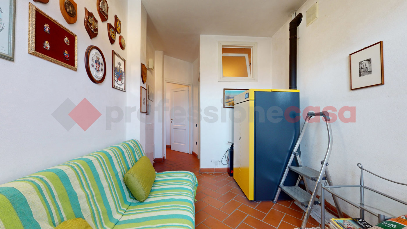 Casa indipendente con giardino a Gallicano