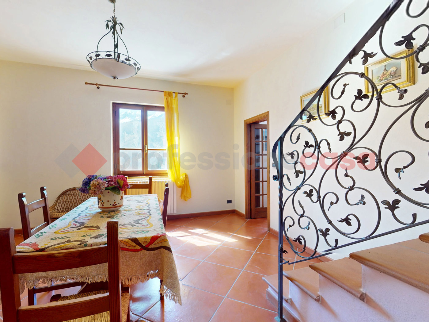 Casa indipendente con giardino a Minucciano