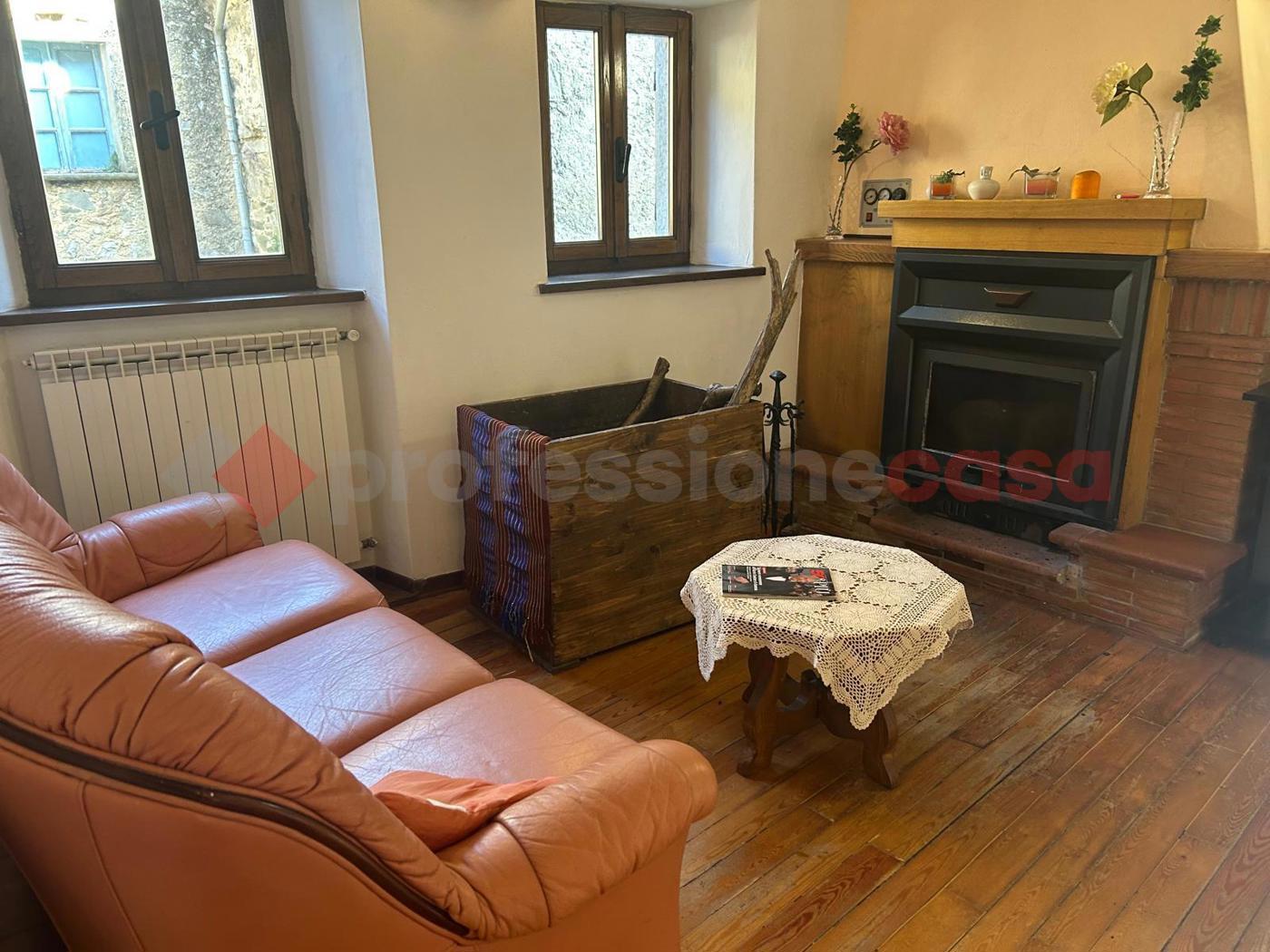 Trilocale in vendita a Gallicano