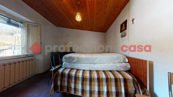 Casa indipendente da ristrutturare a Coreglia Antelminelli