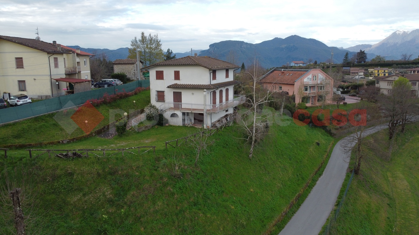 Casa indipendente in vendita a Coreglia Antelminelli