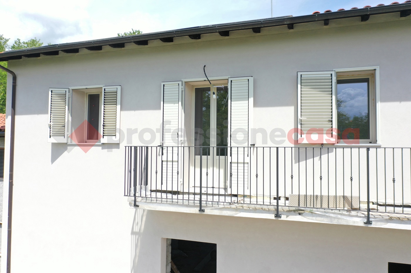 Casa indipendente con giardino a Villa Collemandina