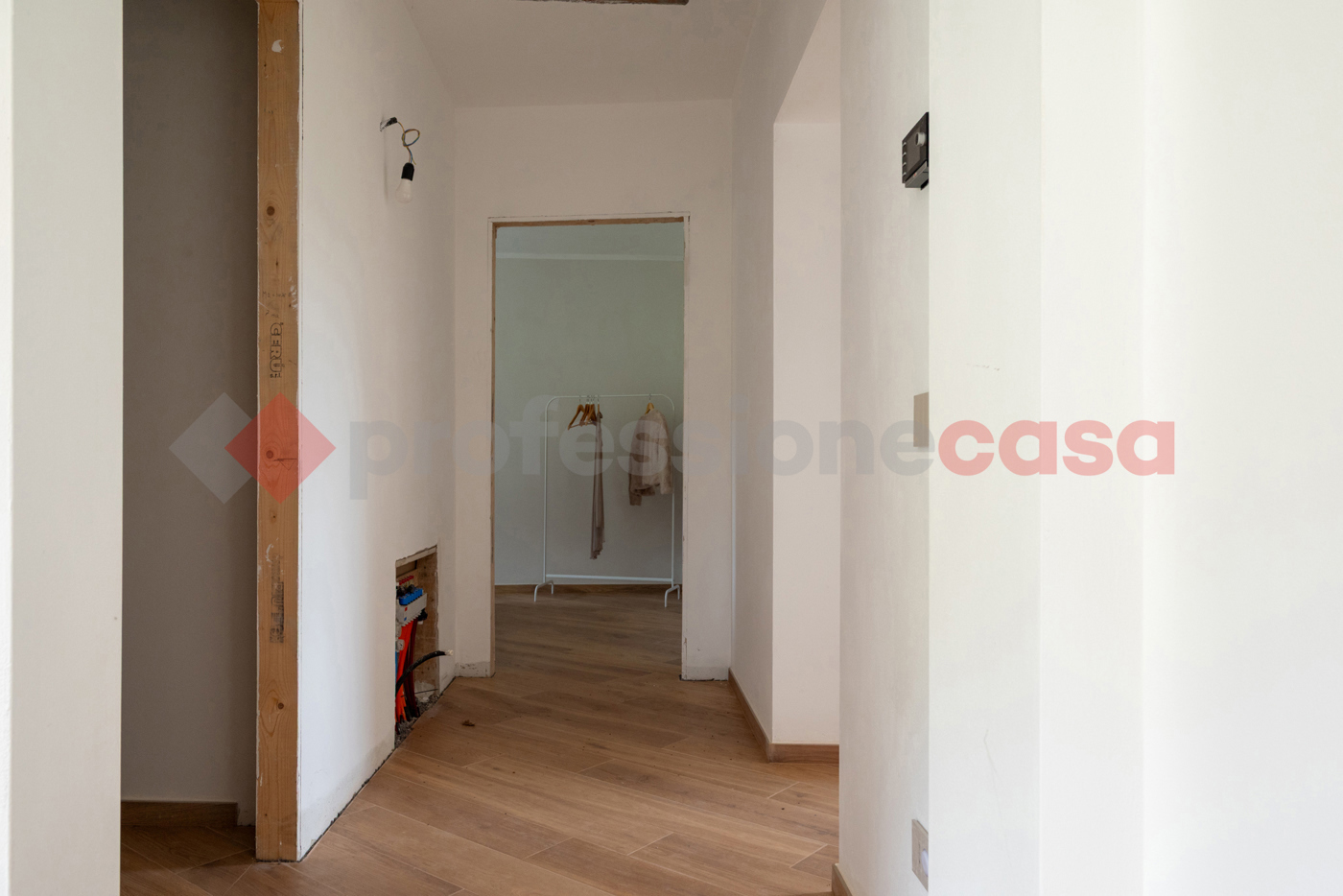 Casa indipendente con giardino a Villa Collemandina