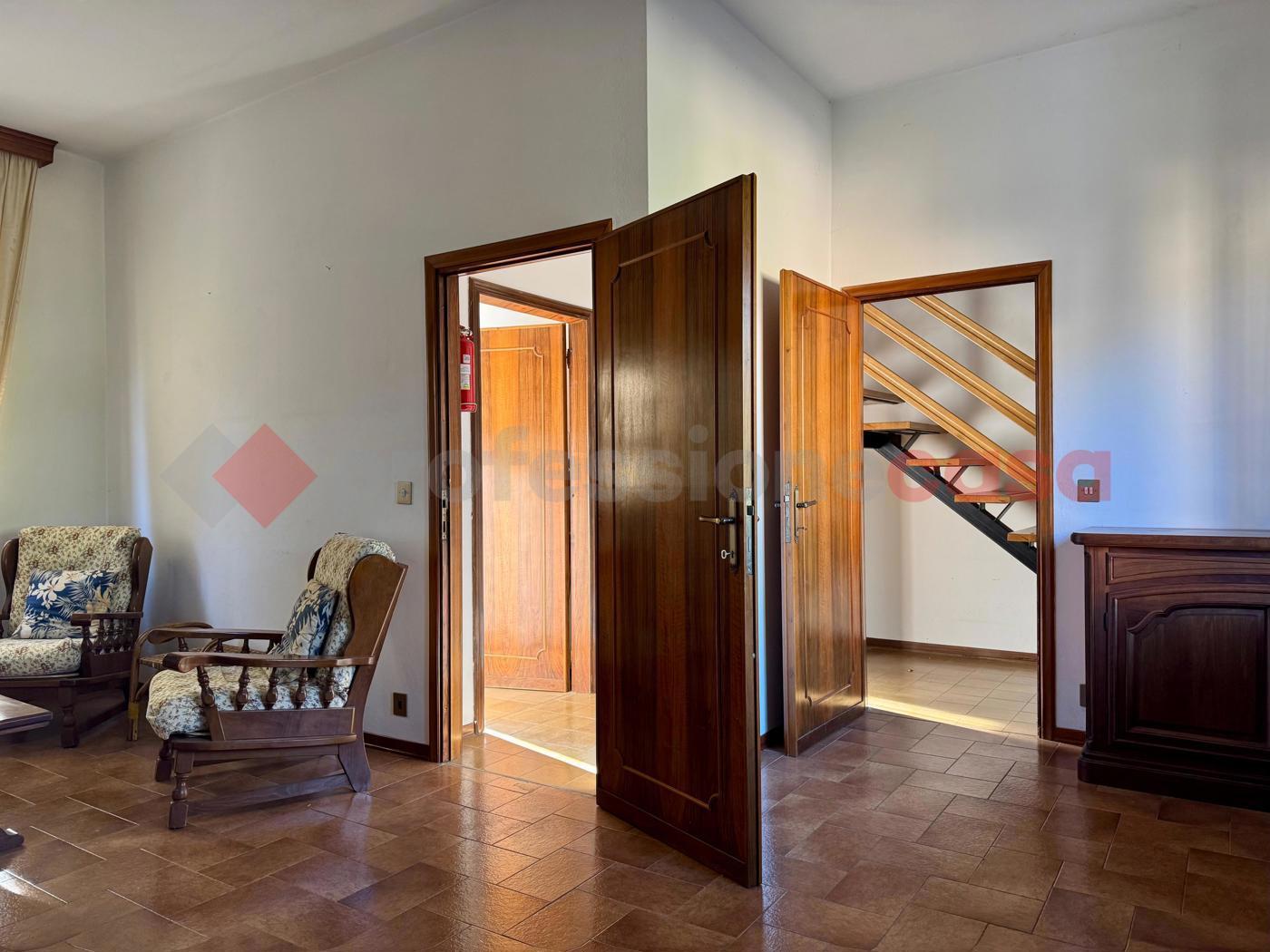 Quadrilocale con box a Coreglia Antelminelli